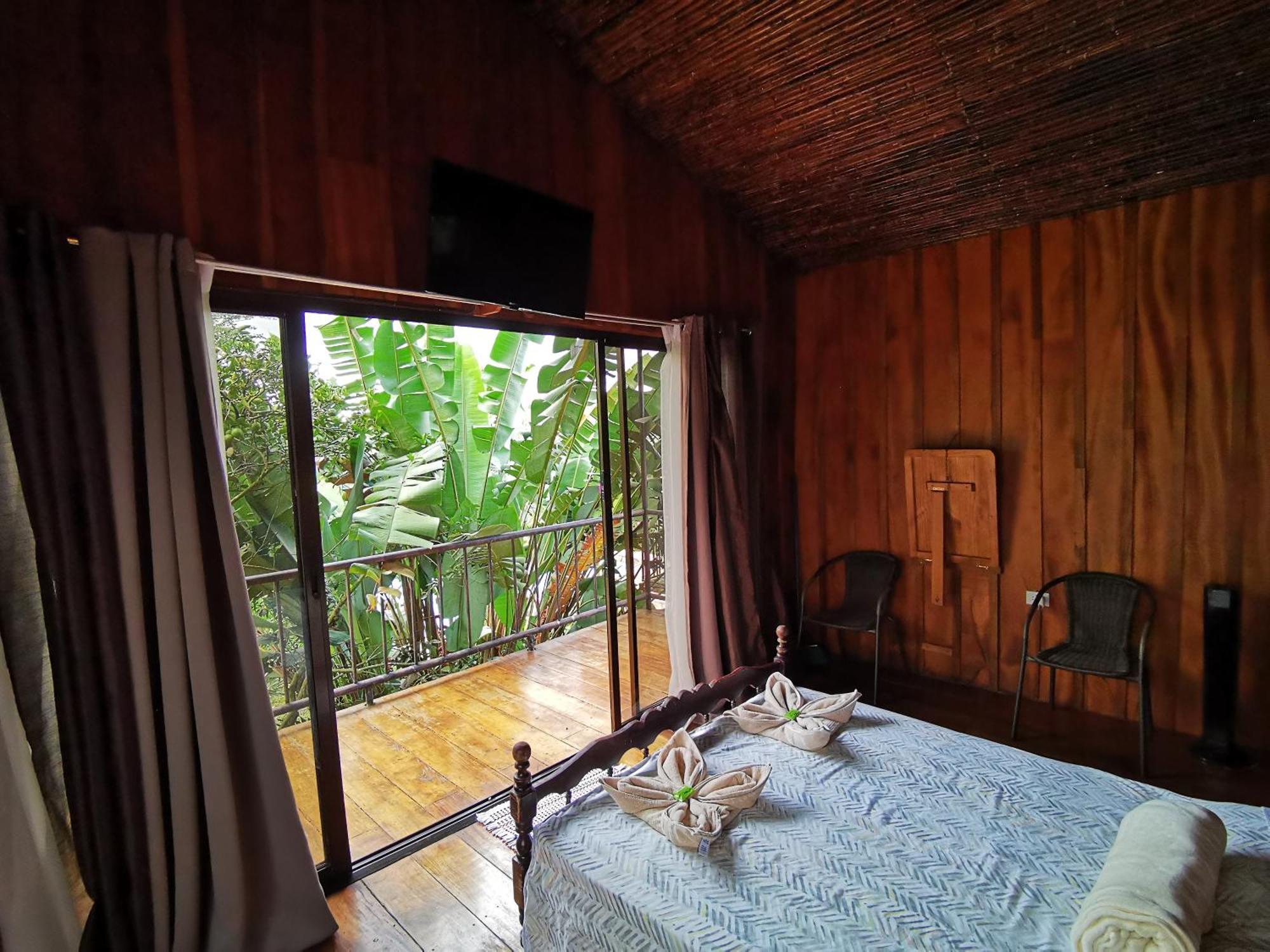 Las Cabanas Lodge *
